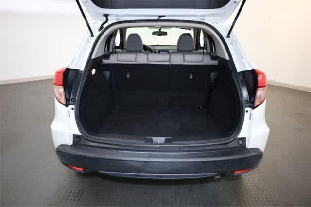 Thumbnail: 2016 Honda HR-V - 35