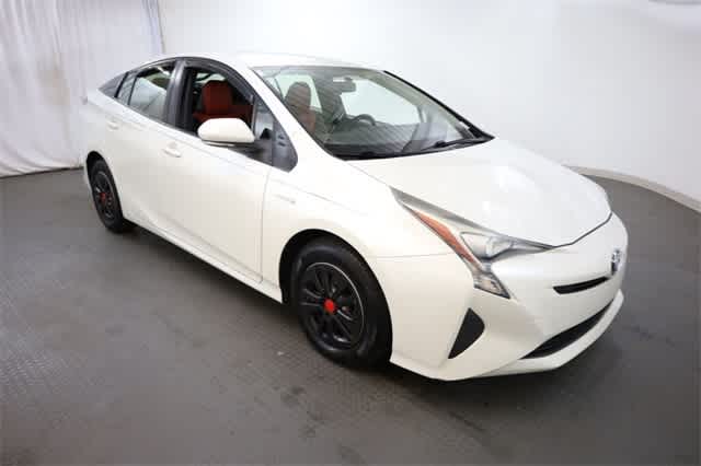 Thumbnail: 2016 Toyota Prius - 10