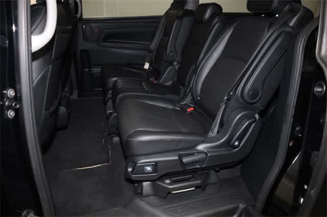 Thumbnail: 2023 Honda Odyssey - 21