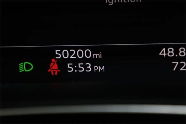 2022 Audi Q8 Premium 25