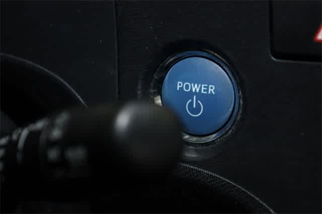 Thumbnail: 2014 Toyota Prius c - 29