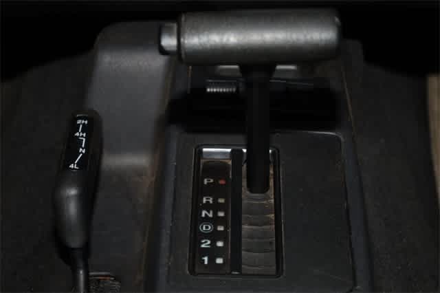 Thumbnail: 2004 Jeep Wrangler - 43