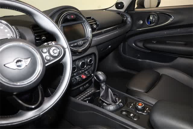 Thumbnail: 2017 MINI Cooper Clubman - 23