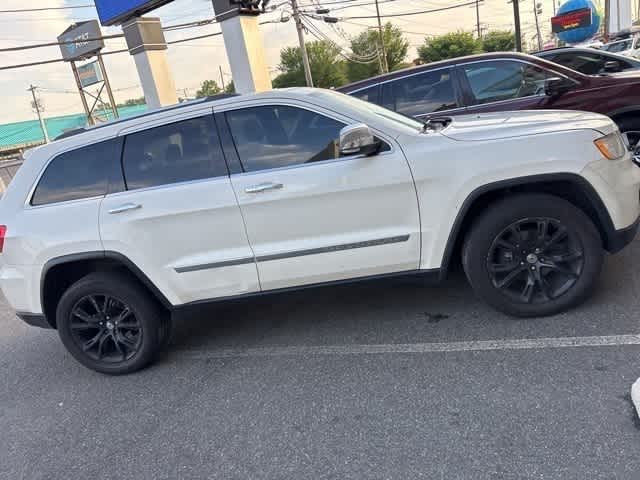 Thumbnail: 2012 Jeep Grand Cherokee - 9