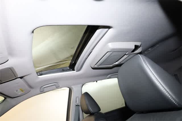 Thumbnail: 2019 Honda Pilot - 29