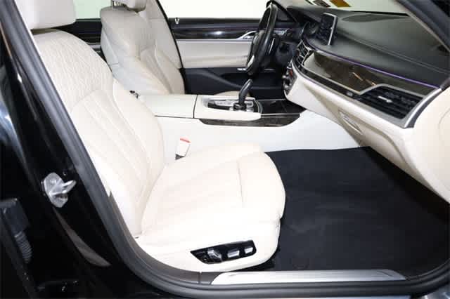 Thumbnail: 2018 BMW 7 Series - 20