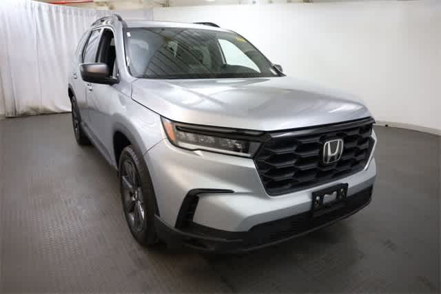 Thumbnail: 2023 Honda Pilot - 12
