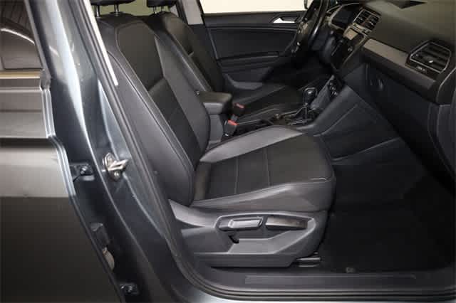 Thumbnail: 2019 Volkswagen Tiguan - 20