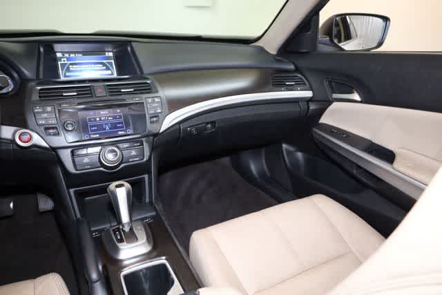 Thumbnail: 2014 Honda Crosstour - 23