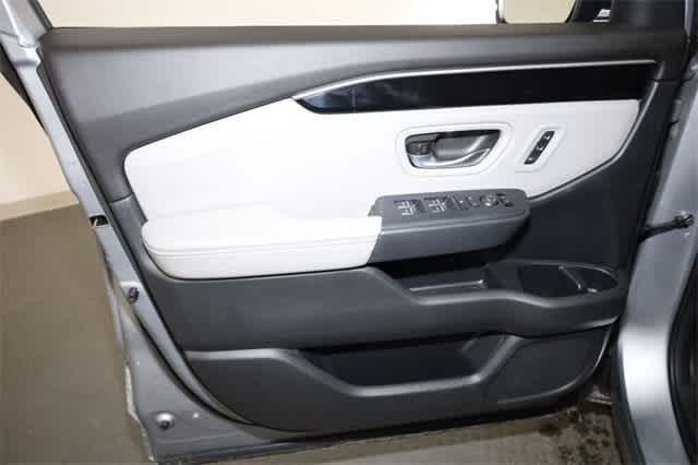 Thumbnail: 2024 Honda Pilot - 13