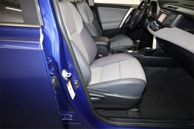 Thumbnail: 2015 Toyota RAV4 - 38