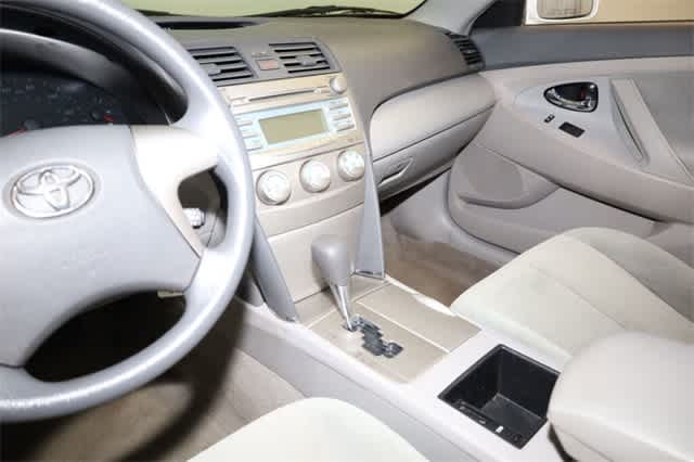 Thumbnail: 2009 Toyota Camry - 23
