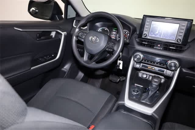 Thumbnail: 2021 Toyota RAV4 - 16