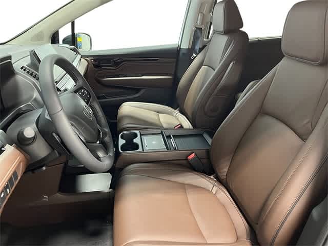 Thumbnail: 2026 Honda Odyssey - 15
