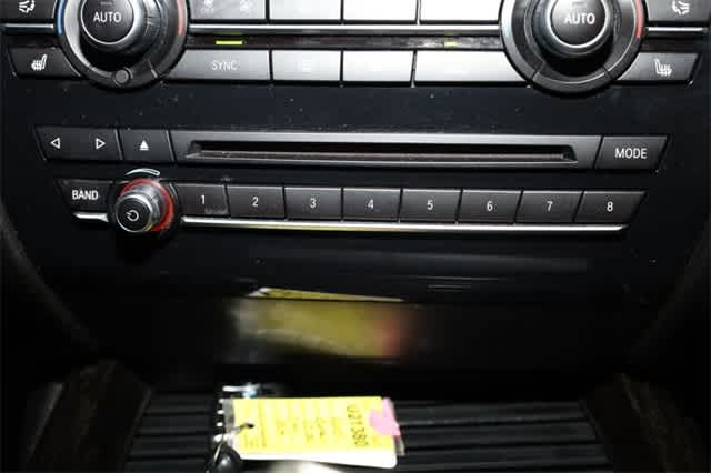 Thumbnail: 2015 BMW X5 - 29