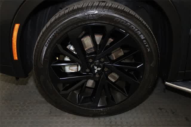 Thumbnail: 2024 Mitsubishi Outlander - 37