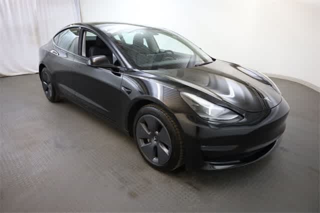 Thumbnail: 2022 Tesla Model 3 - 10