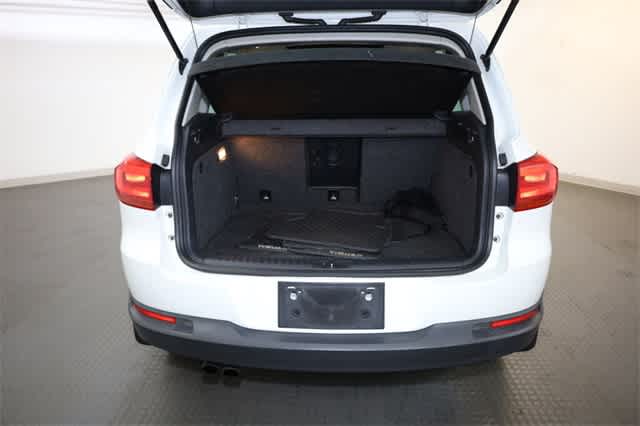 Thumbnail: 2016 Volkswagen Tiguan - 35