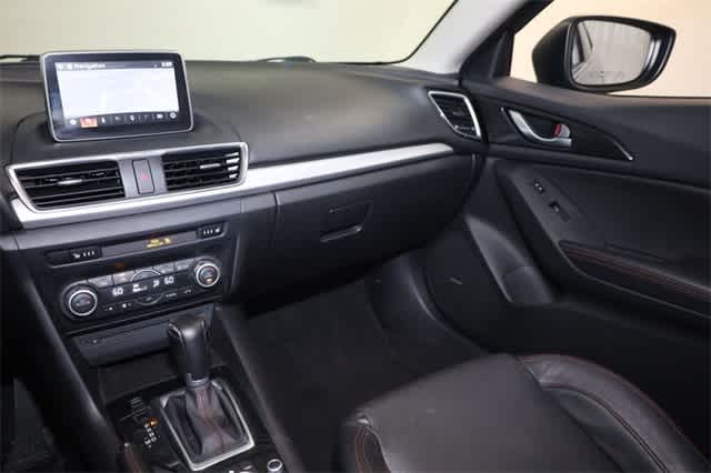 Thumbnail: 2015 Mazda Mazda3 - 18