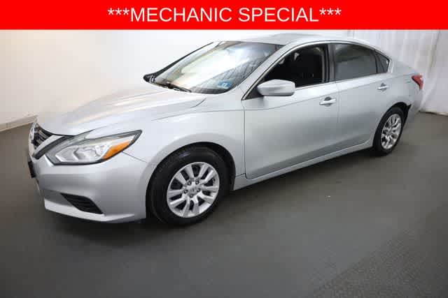 Thumbnail: 2016 Nissan Altima - 2