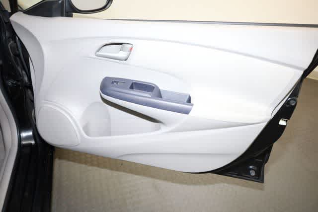 Thumbnail: 2010 Honda Insight - 29