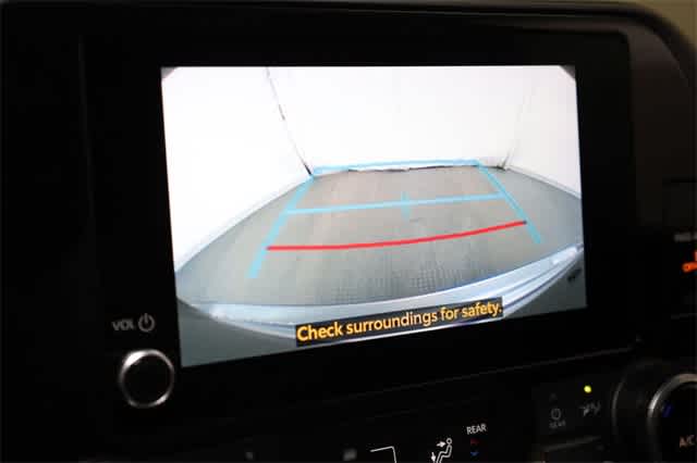 Thumbnail: 2023 Toyota Highlander - 24