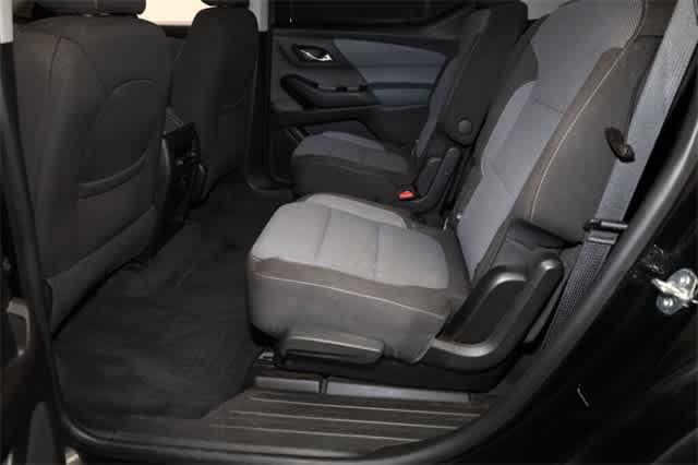 Thumbnail: 2019 Chevrolet Traverse - 21