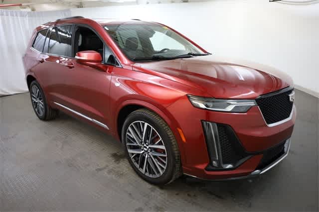 Thumbnail: 2022 Cadillac XT6 - 10