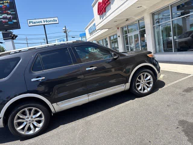 Thumbnail: 2013 Ford Explorer - 16
