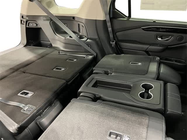 Thumbnail: 2025 Honda Pilot - 37