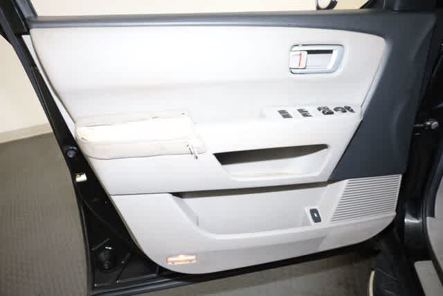 Thumbnail: 2011 Honda Pilot - 13