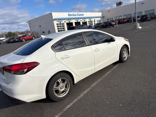 Thumbnail: 2018 Kia Forte - 12