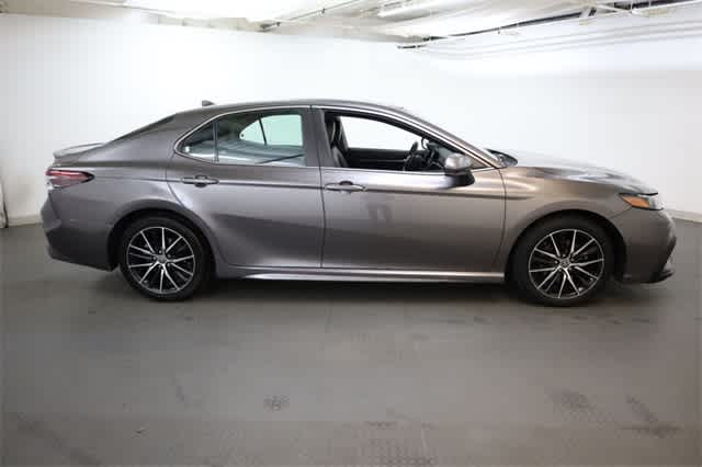 Thumbnail: 2021 Toyota Camry - 9