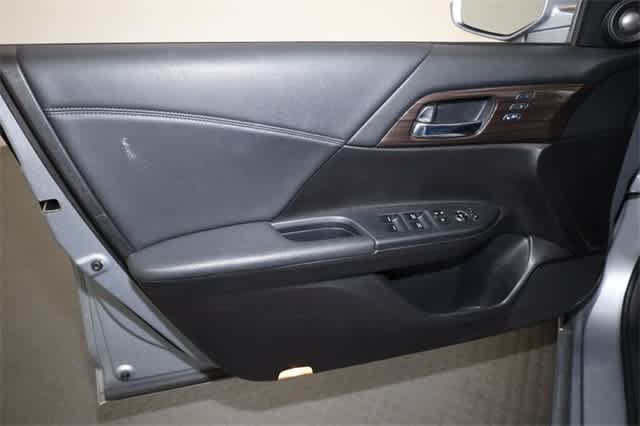 Thumbnail: 2017 Honda Accord - 13