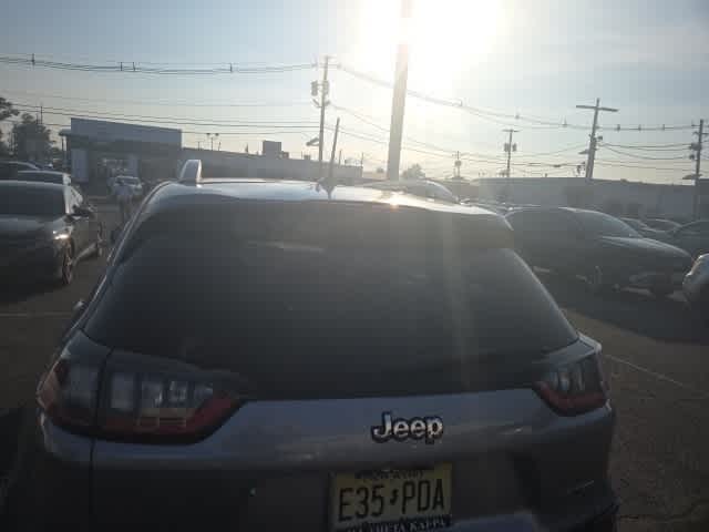 Thumbnail: 2019 Jeep Cherokee - 9