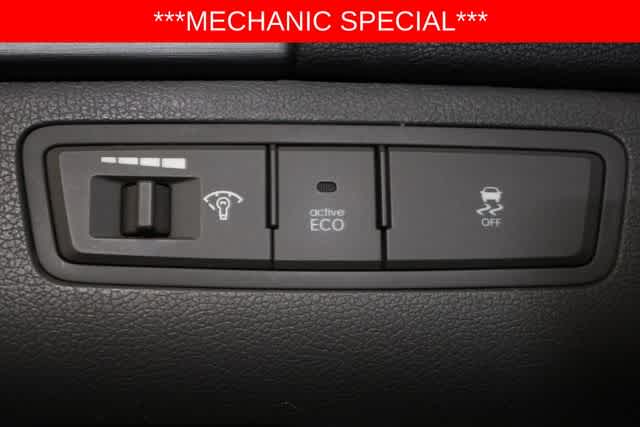 Thumbnail: 2013 Hyundai Sonata - 19