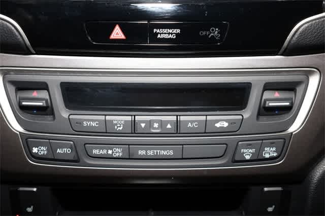 Thumbnail: 2019 Honda Passport - 32