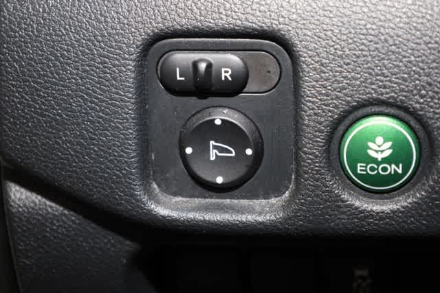 Thumbnail: 2016 Honda Pilot - 26