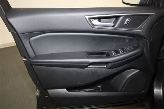 2016 Ford Edge SEL 13