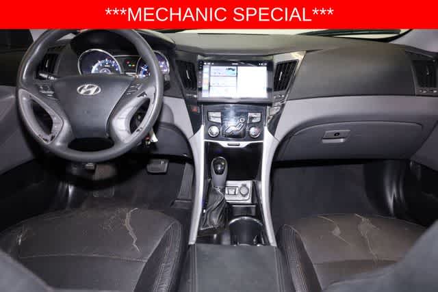 Thumbnail: 2013 Hyundai Sonata - 21