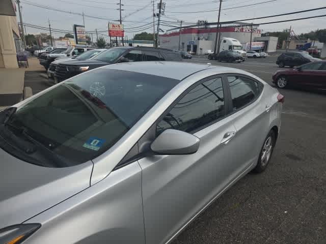 Thumbnail: 2016 Hyundai Elantra - 3