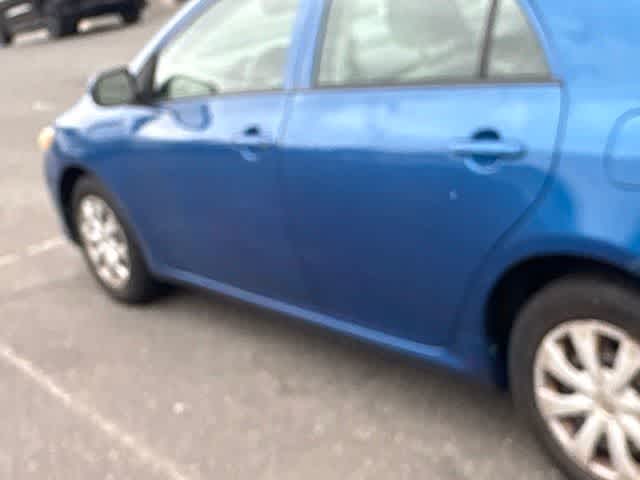 Thumbnail: 2010 Toyota Corolla - 7