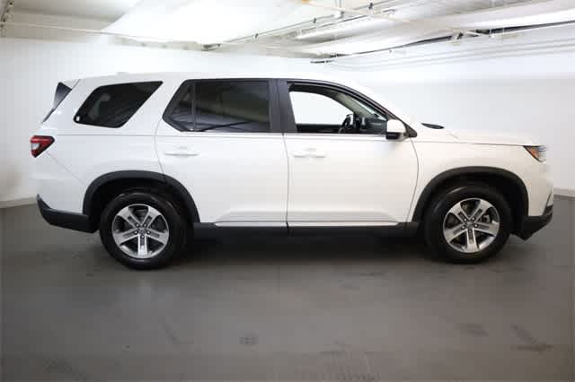 Thumbnail: 2024 Honda Pilot - 9