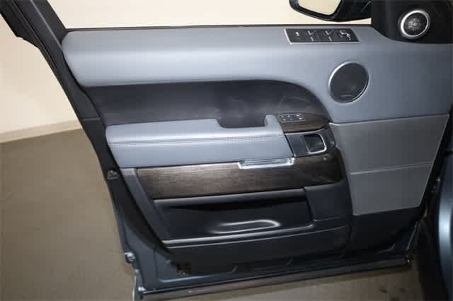 Thumbnail: 2017 Land Rover Range Rover Sport - 13