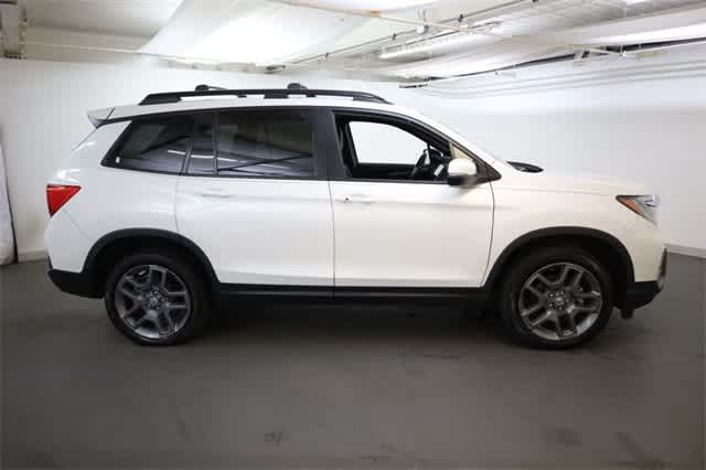 Thumbnail: 2022 Honda Passport - 9