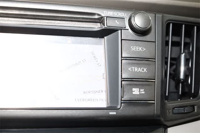 Thumbnail: 2015 Toyota RAV4 - 30