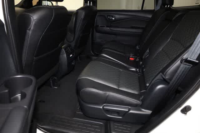 Thumbnail: 2021 Honda Passport - 21