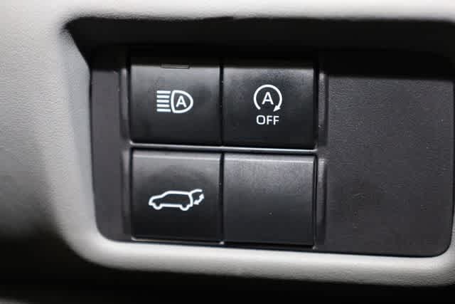 Thumbnail: 2023 Toyota Highlander - 26