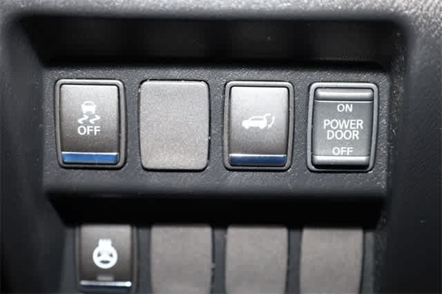 Thumbnail: 2017 INFINITI QX60 - 26