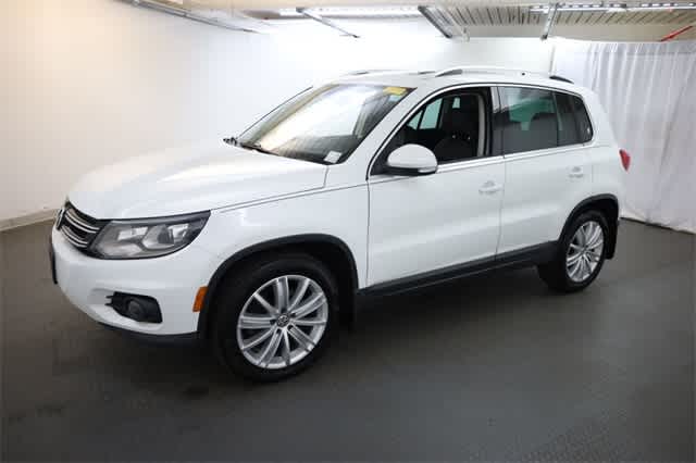 Thumbnail: 2016 Volkswagen Tiguan - 2